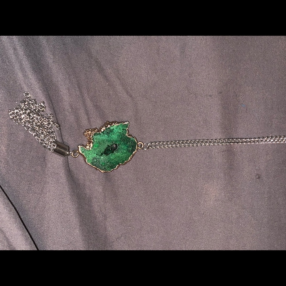 Necklaces - Picture 4 of 6